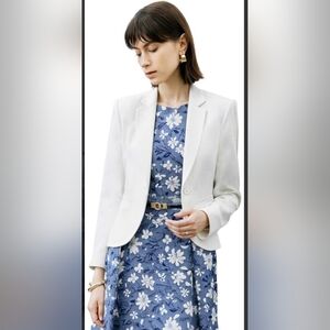 Elegant White Women's Blazer